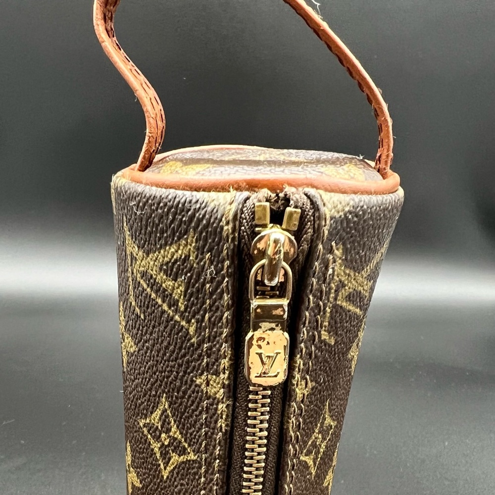 Louis Vuitton Monogram Trousse Ronde - Picture 4 of 7